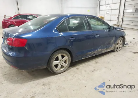 2013 Volkswagen Jetta 2.0L S из США, поврежденный, VIN 3VW2K7AJ7DM233554